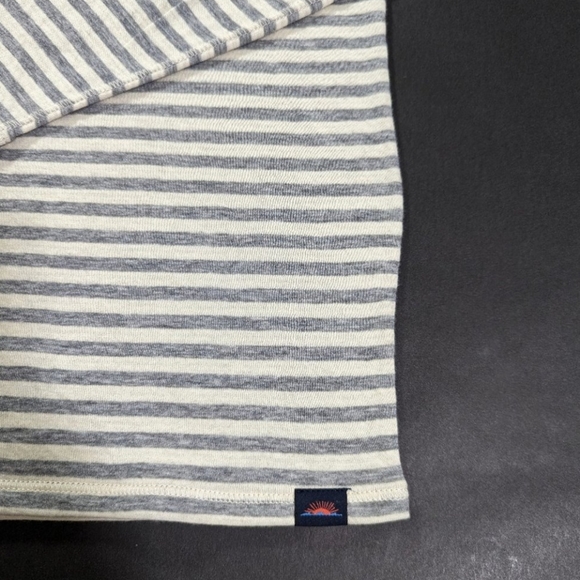 🆕️1 LEFT! Faherty Mens reversible Cloud Stone Peak Stripe Tee Shirt Pima Cotton - Picture 5 of 11